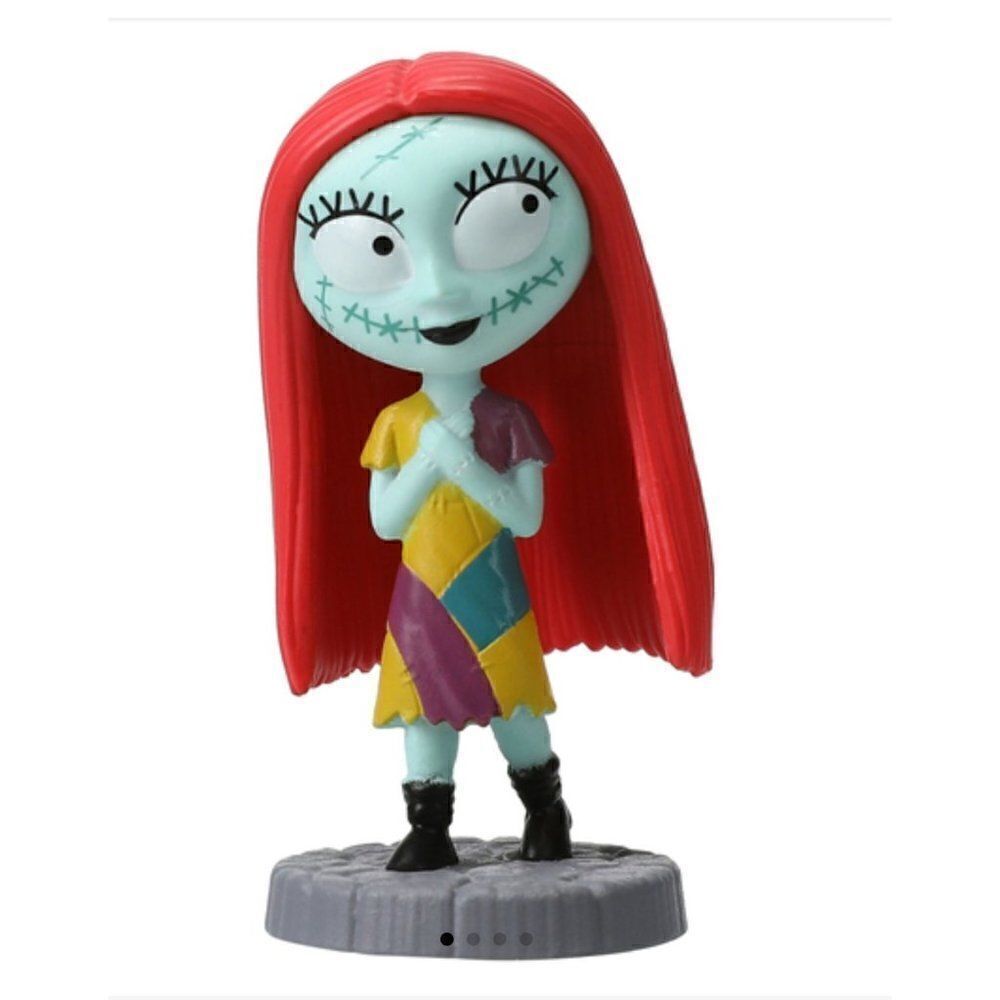 New! Sally Collectible Figurine! Nightmare Before Christmas 30th Anniversary!